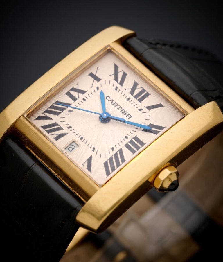 CARTIER - BRACELET MONTRE rectangulaire, modèle "Tank française" en or jaune (7…