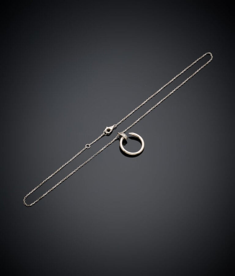 CARTIER - COLLIER "Juste un clou" et sa chaînette en or gris (750‰) partielleme…