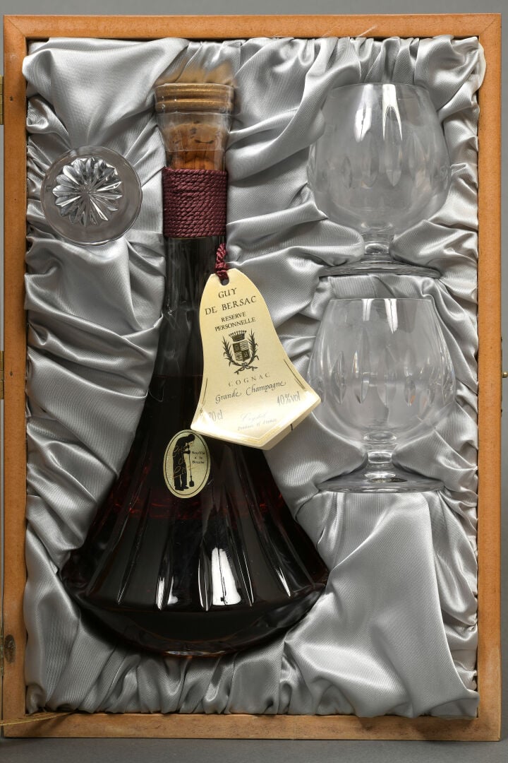 Coffret « Guy de Bersac » - 1 bouteille Cognac Grande Champagne - Avec deux ver…