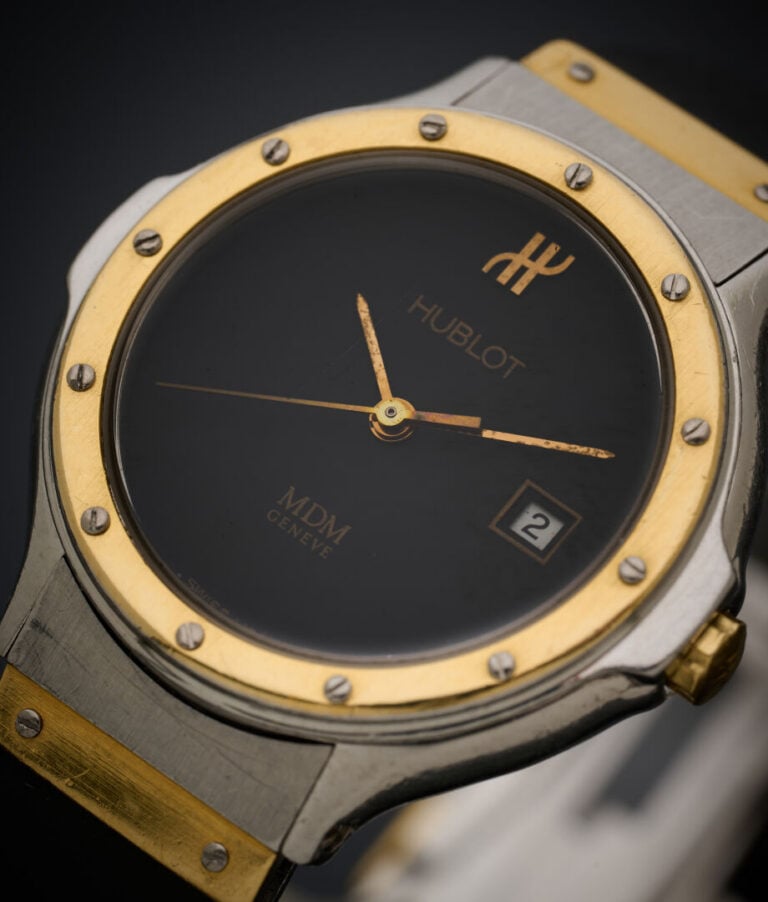 HUBLOT - MDM - BRACELET MONTRE ronde en or jaune (750‰) et acier. Attaches et l…