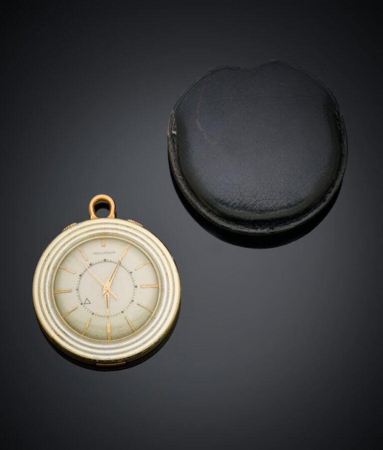 JAEGER LECOULTRE - MONTRE de POCHE REVEIL circulaire, modèle "Memovox", en acie…