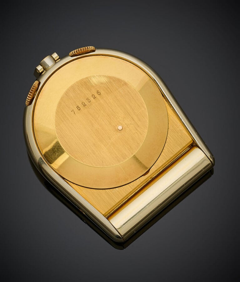 JAEGER LECOULTRE - PENDULETTE DE VOYAGE REVEIL "Memovox" en métal partiellement…