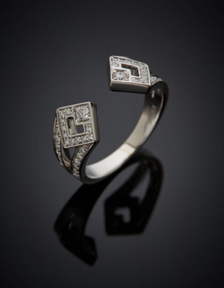 KORLOFF/ECLAT - BAGUE or blanc (750 ‰) , diamants - Poids brut: 4 g