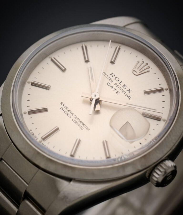 ROLEX - BRACELET MONTRE ronde, modèle "Oyster Perpetual Date" en acier. Lunette…