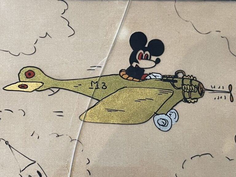CARO (?) - Paire de peintures sous verre représentant Mickey - 18 x 24 cm - (un…