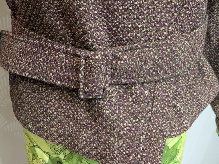 CHRISTIAN LACROIX - Tailleur comprenant une veste en laine avec col en imitatio…
