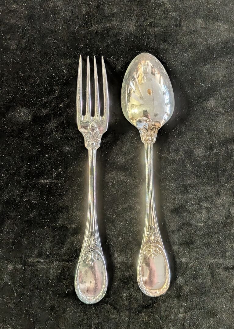CHRISTOFLE - Partie de ménagère en métal argenté, modèle Marie-Antoinette compr…