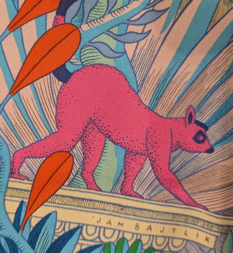 HERMES Paris - Carré en twill de soie - Modèle Cosmographia Universalis - 90 x…