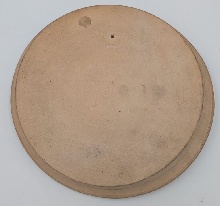 Honoré MILAZZO à Vallauris - Paire d'assiettes en terre cuite émaillée à décor…