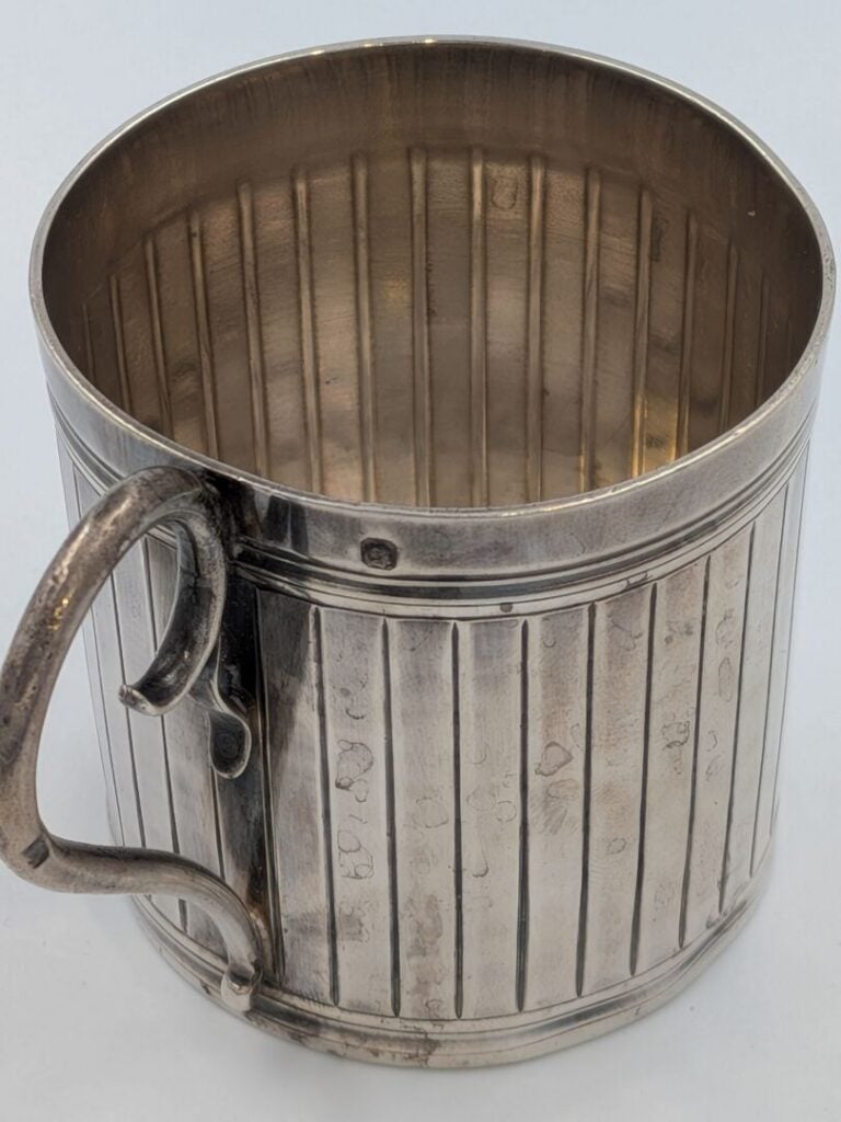 Réunions de deux tasses à café et leur soucoupe en argent (925), poinçons Miner…