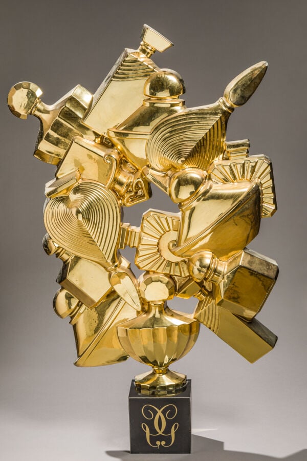 GUERLAIN - Grand panneau publicitaire figurant différents flacons Guerlain de c…