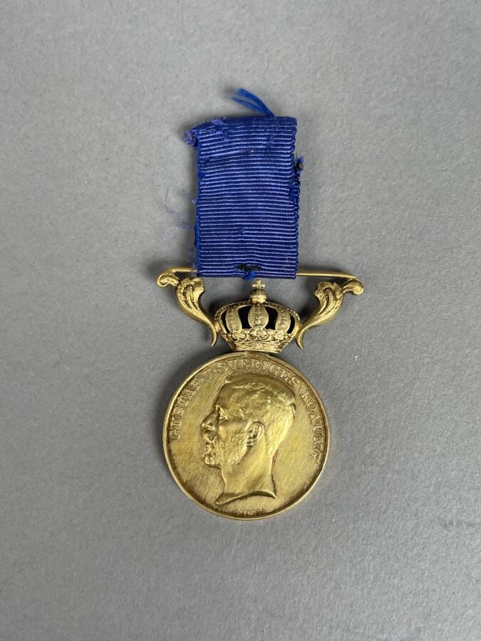 Suède - Médaille de la Cour royale en vermeil, au profil de Gustave V (1907-195…