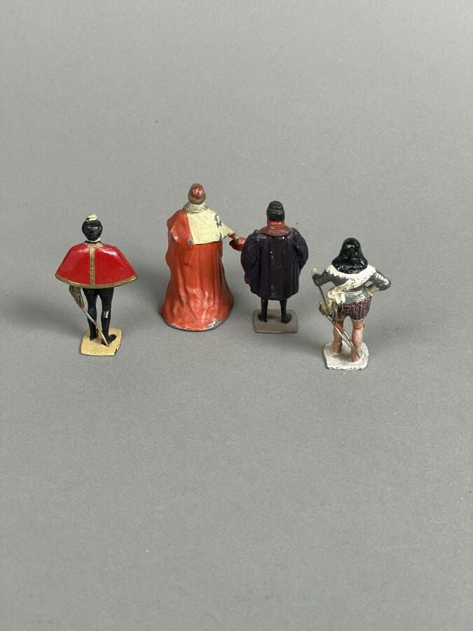 VERTUNNI - Ensemble de 4 figurines :Richelieu, Louis XI, Lois XIII, Henri II -…