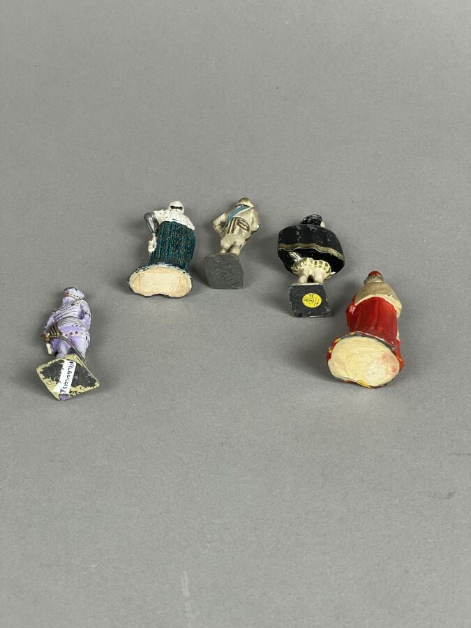 VERTUNNI - Ensemble de 5 figurines : Mazarin, François II, Louis XV, Henri II,…