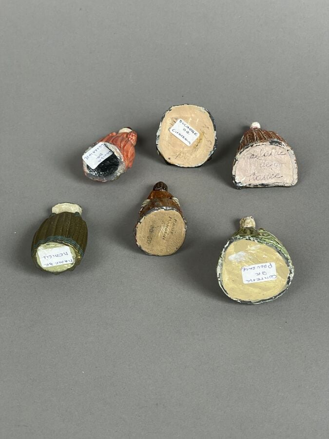 VERTUNNI - Ensemble de 6 figurines :Comtesse de Provence, Marie Mancini, Marie…